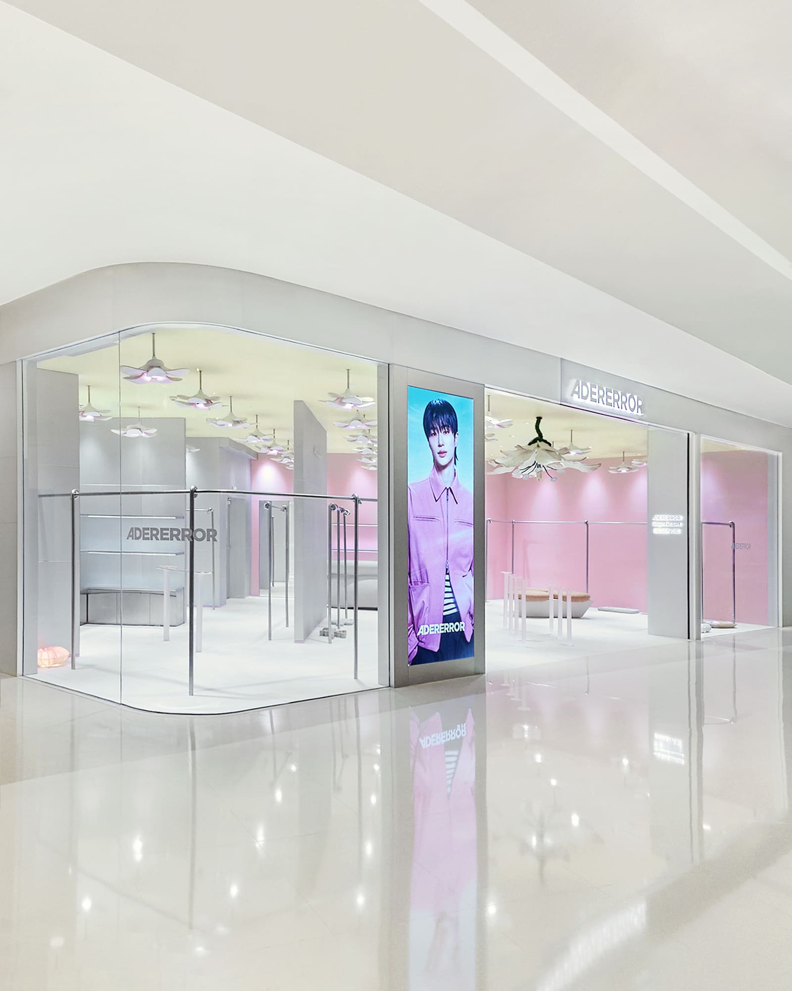 ADERERROR 触点概念店 ifc上海国金中心开业